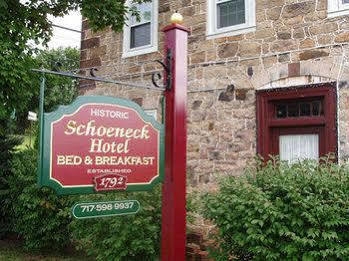 Historic Schoeneck Hotel B&B Lancaster Exterior photo